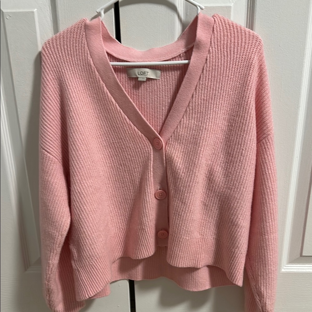 LOFT Pink V-Neck Sweater with Chunky Knit and Cropped Length